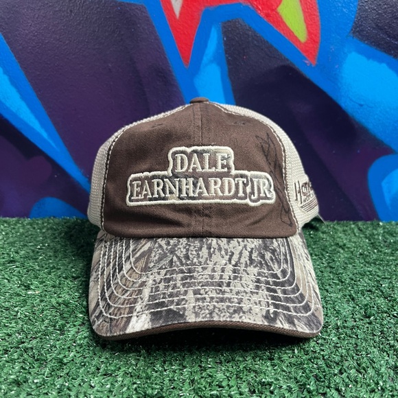 Signed Dale Earnhardt Jr Brown Camo Trucker Hat - Picture 2 of 7